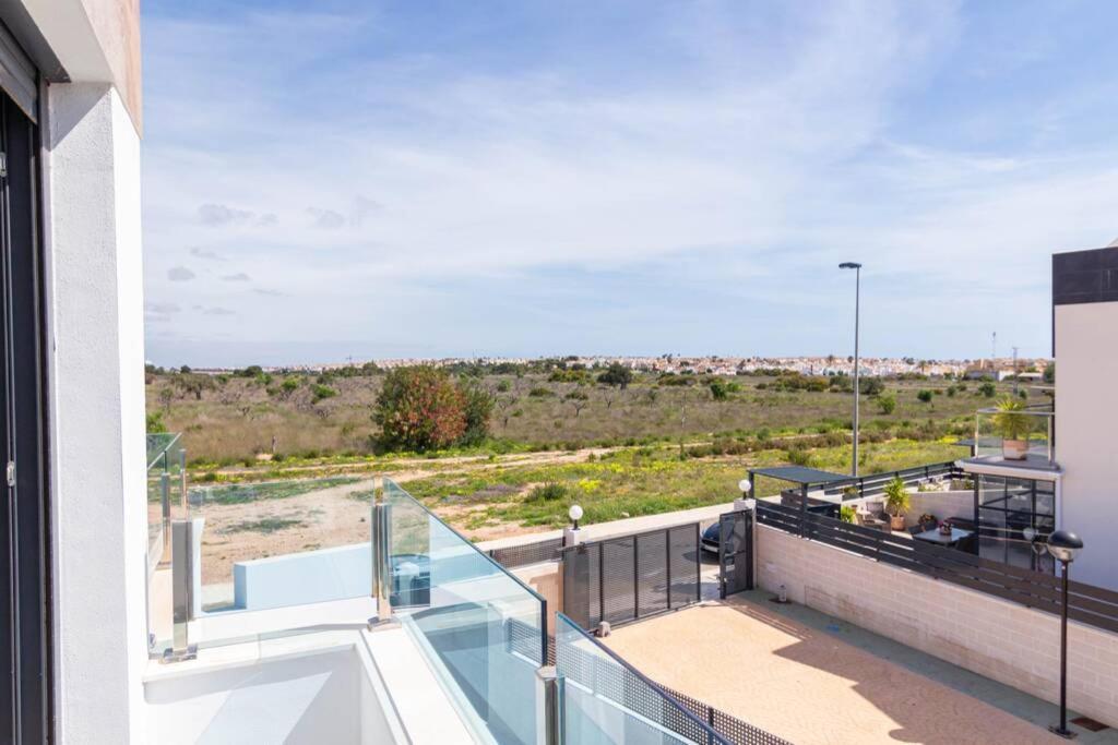 Manantial. Precioso Duplex Con Piscina Privada. Apartment