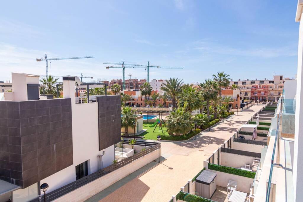 Manantial. Precioso Duplex Con Piscina Privada. Apartment Orihuela