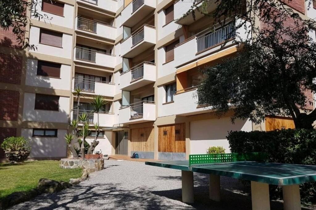 Junto Al Mar Con Jardin Comunitario Y Parking Apartamento