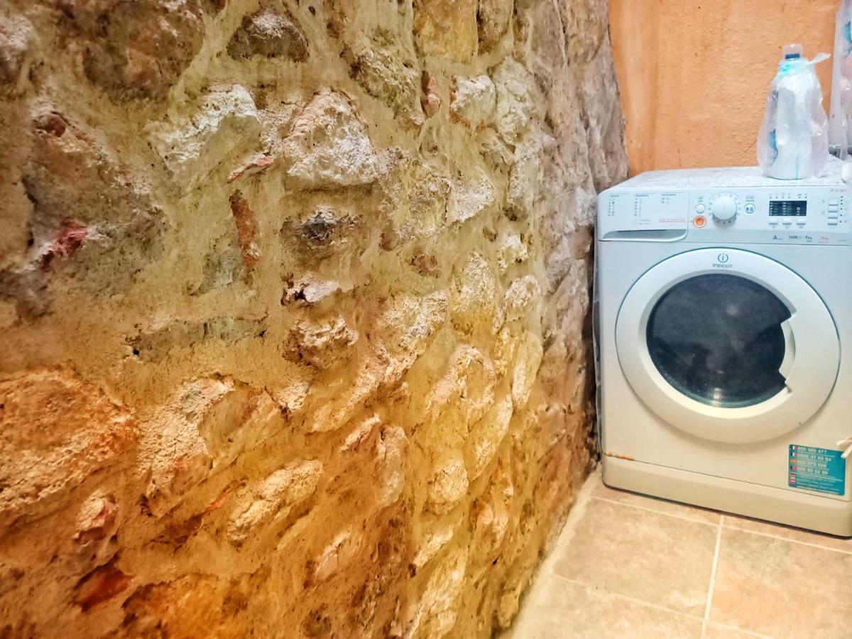 Beautiful In The Historic Neighbourhood Apartment *