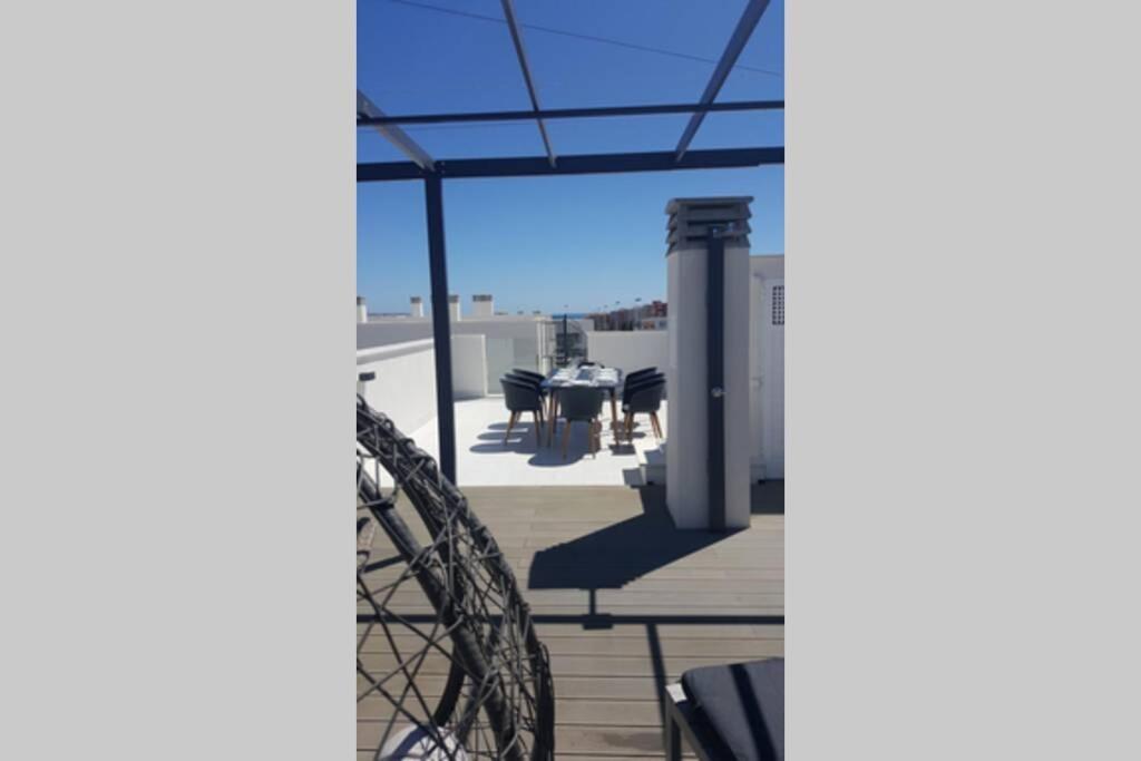 Sun Terrace Apartment *