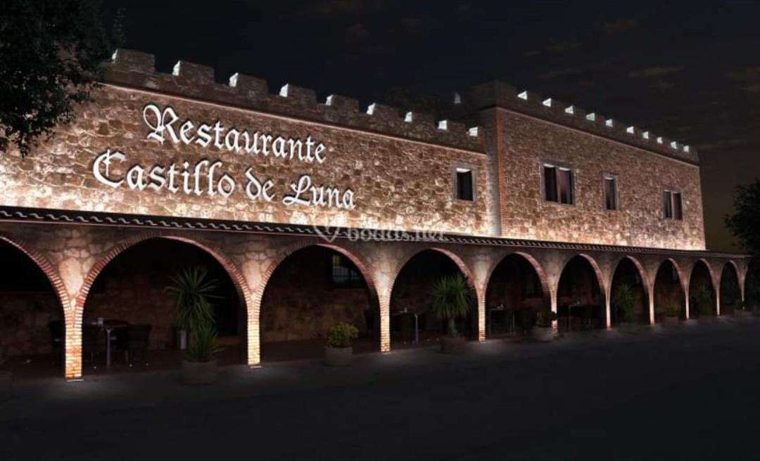 Castillo De Luna Hotel
