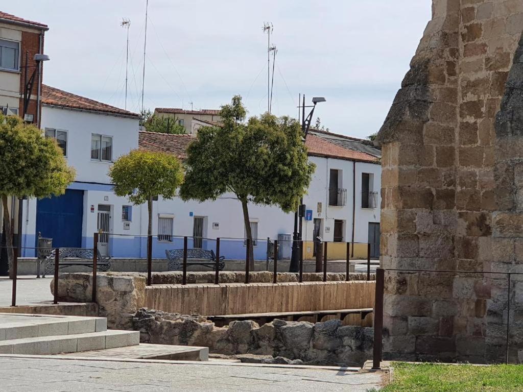 Casa Dora Duero Bed & Breakfast *