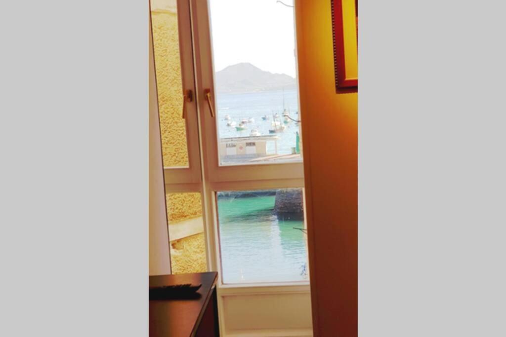 Apartamento Coqueto Apartamento Con Vistas Al Mar Y Puerto De Castro Urdiales