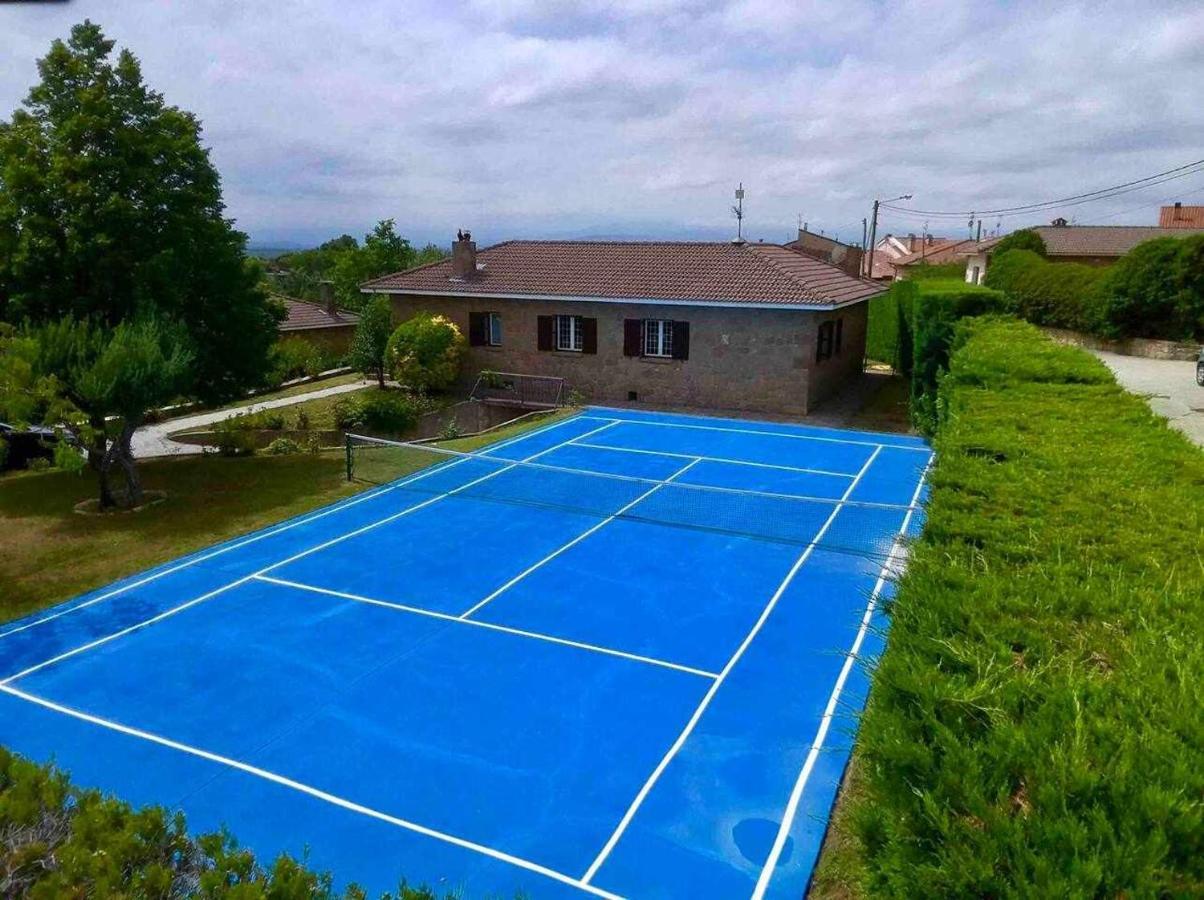 Sagastienea Con Piscina Y Tenis En La Rioja