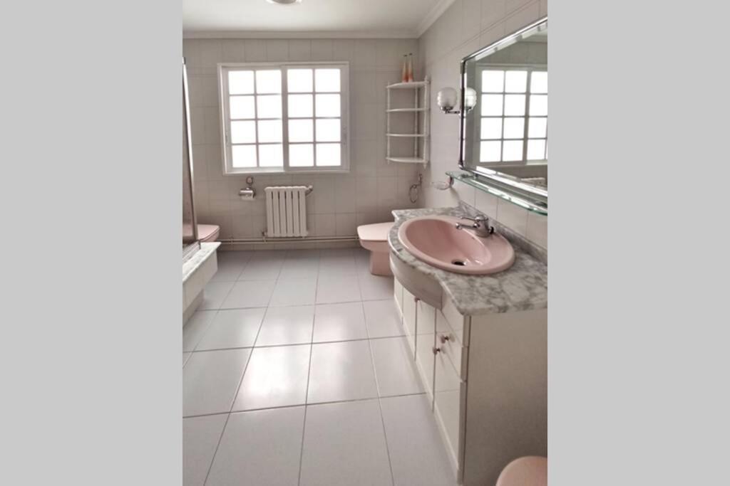 Сasa de vacaciones Casa Amplia Frente A La Playa Cambados