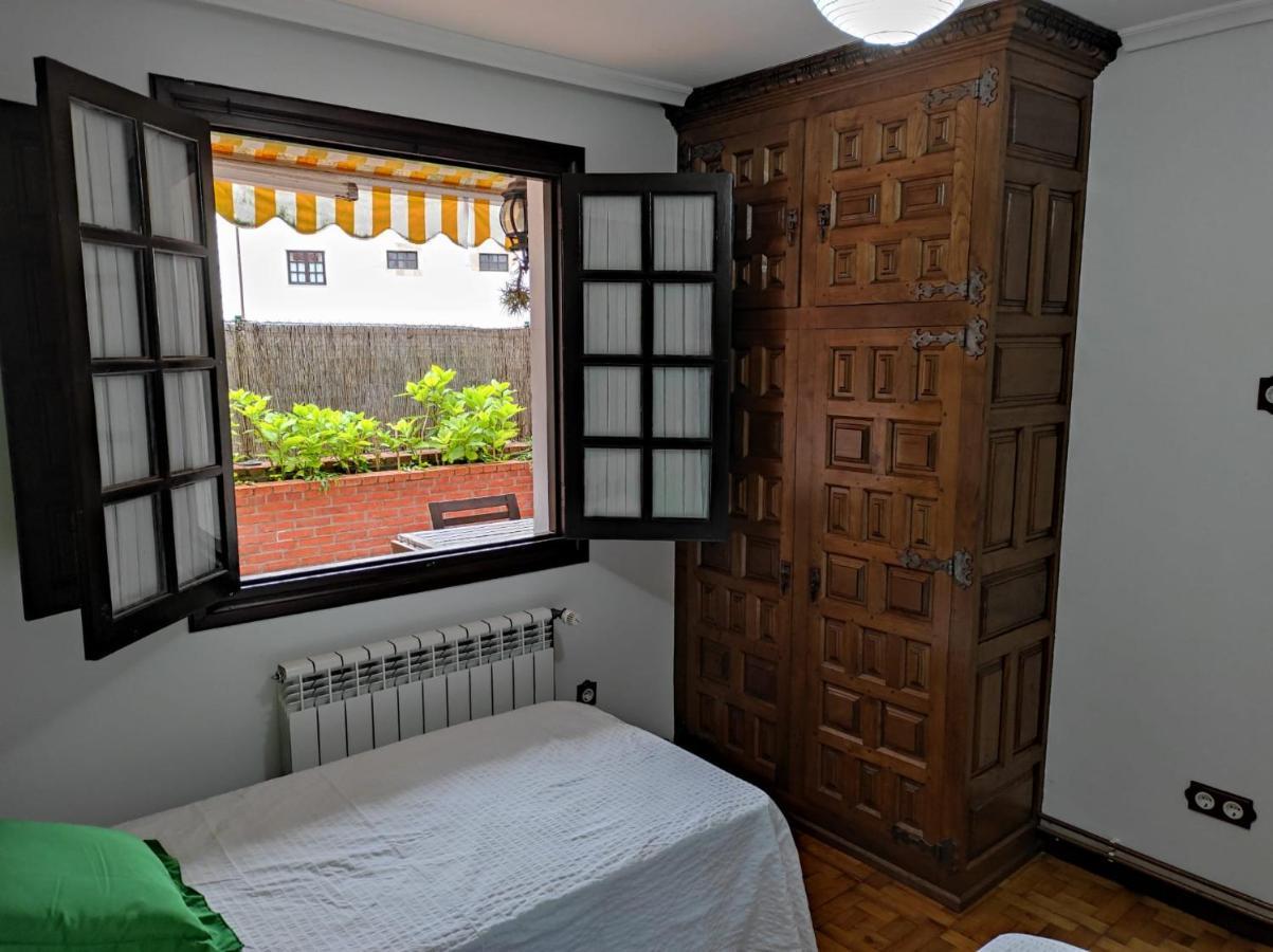 Apartamento Pisazo en Pleno Centro de Santillana con Terraza