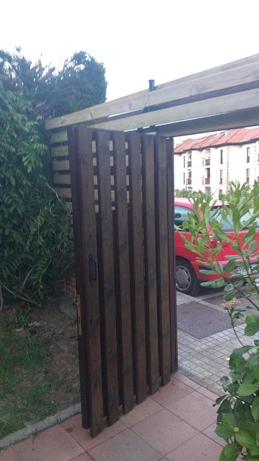 En El Paseo De Manuel Noriega, Nº 9, Con Jardín Privado, Wifi, En * Comillas