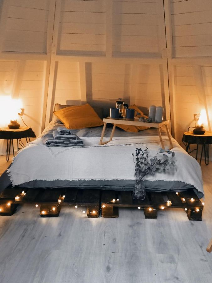 Luxury tent Glamping The Teepee Mombeltran