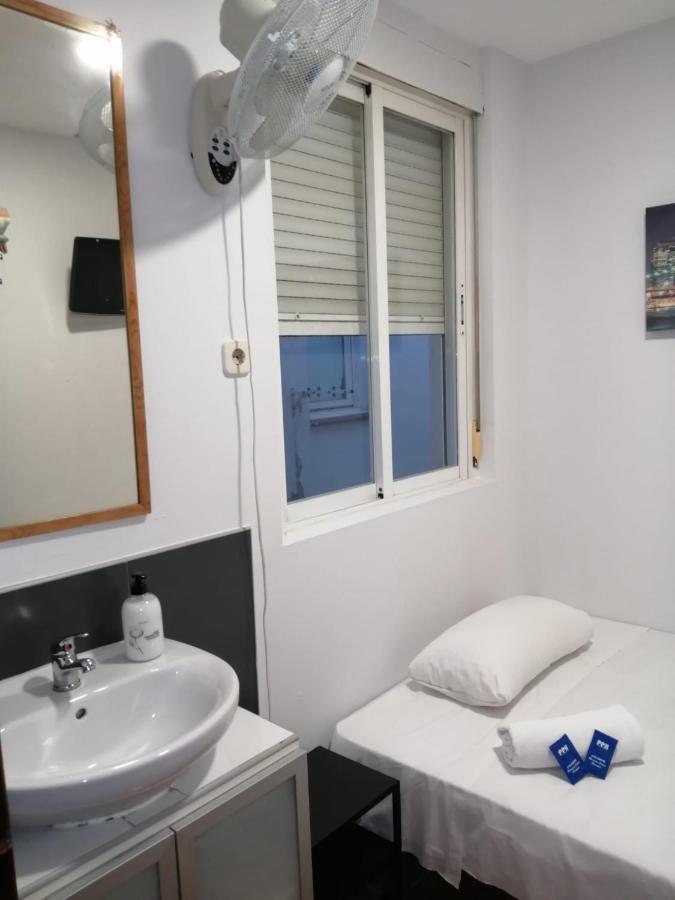 Hostal Velarde Madrid *