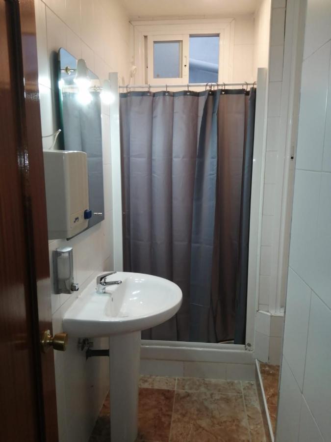 Apartahotel Hostal Velarde Madrid Madrid