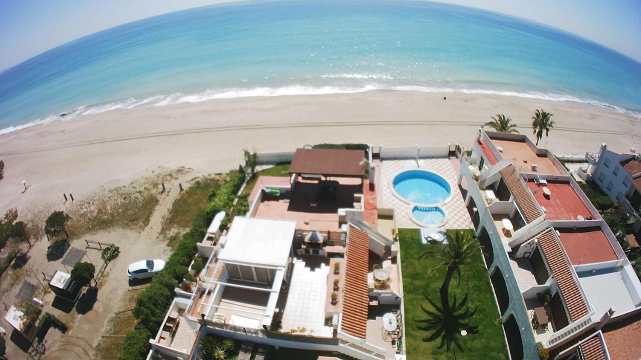 Casas Blancas 42 * Miami Platja (Miami Playa)