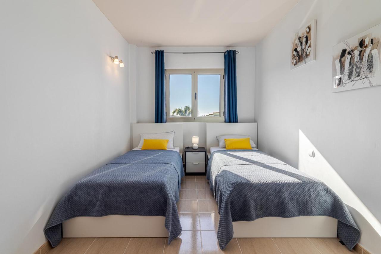 Flatguest Trebolina - 3bdr - Fastwifi - Parking * Vecindario (Gran Canaria)