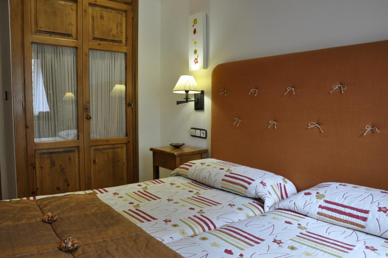Pirineos Apartamento *