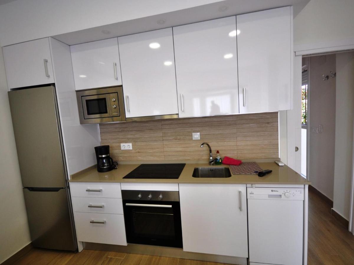 Apartamento Con Terraza Frente Al Mar Apartment *