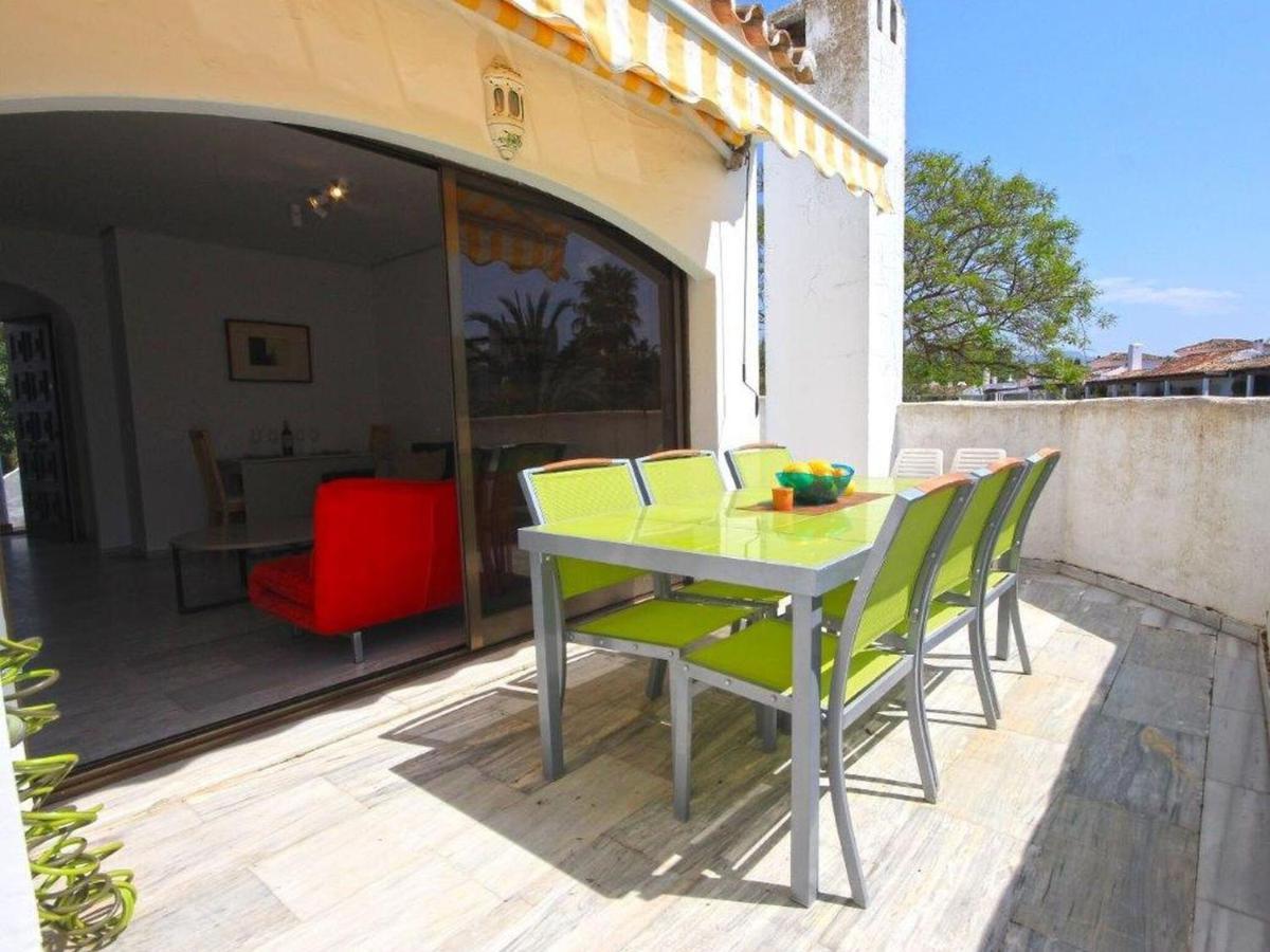 Belvilla By Oyo Golden House Apartment