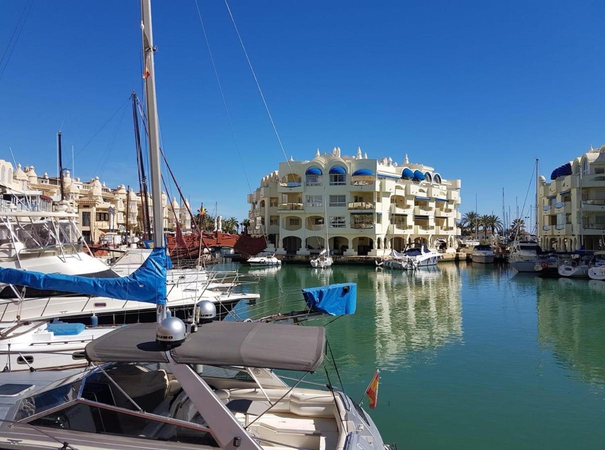 Apartamento Apartamento Puerto Marina