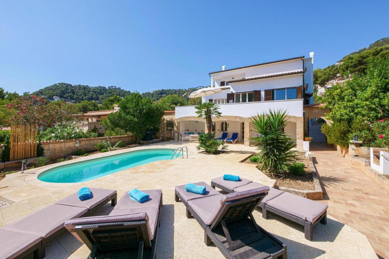 Albatros Villa