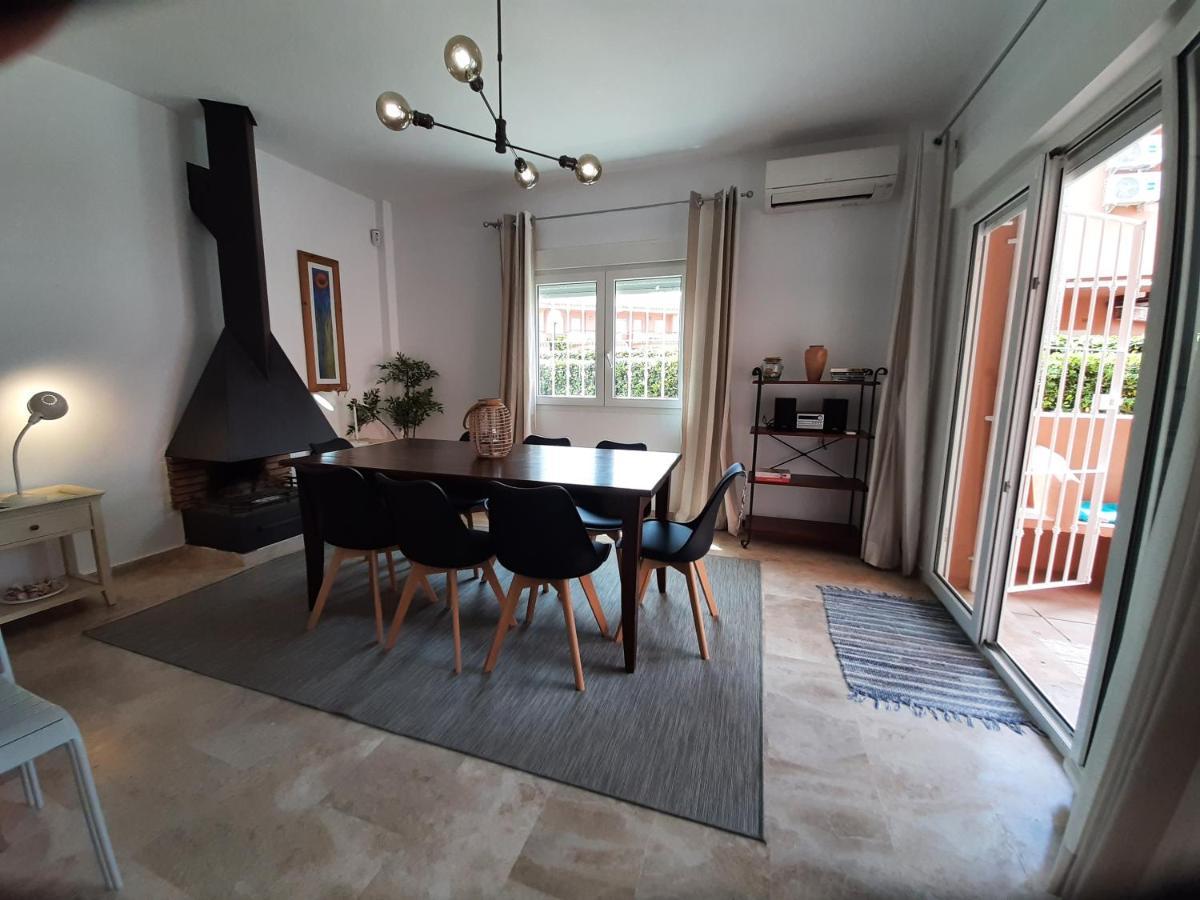 97 * Manilva