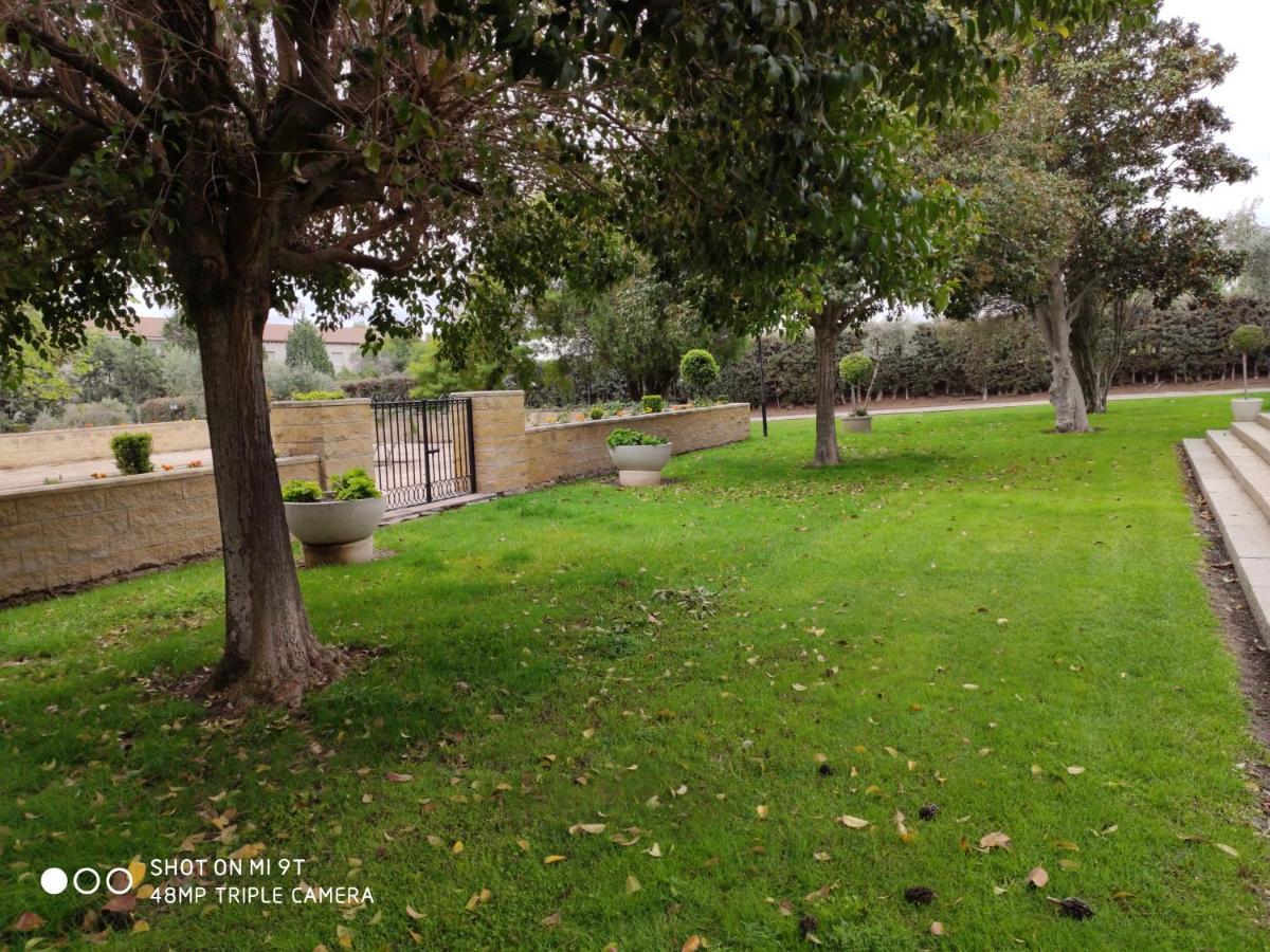 Blanca Con Piscina A 15 Minutos De Toledo - Aloha Toledo Villa Olías del Rey