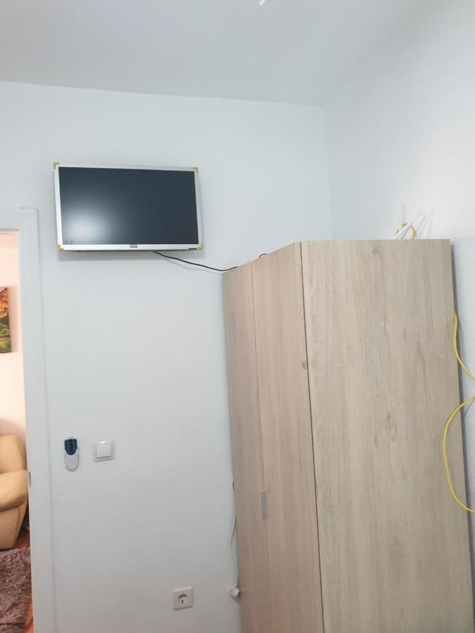 Lovely 2-bed In Near Beach Torrevieja