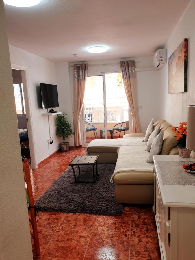 Lovely 2-bed In Near Beach Apartment Torrevieja