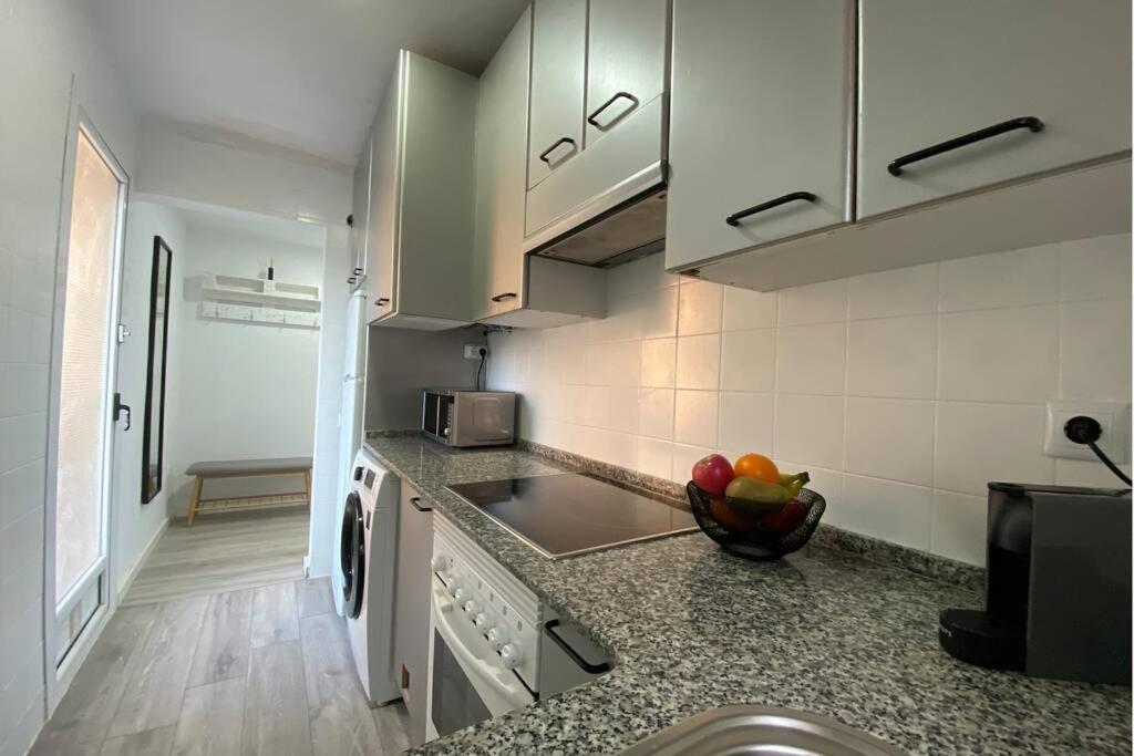 Amplio Apartamento Seaview Apartamento