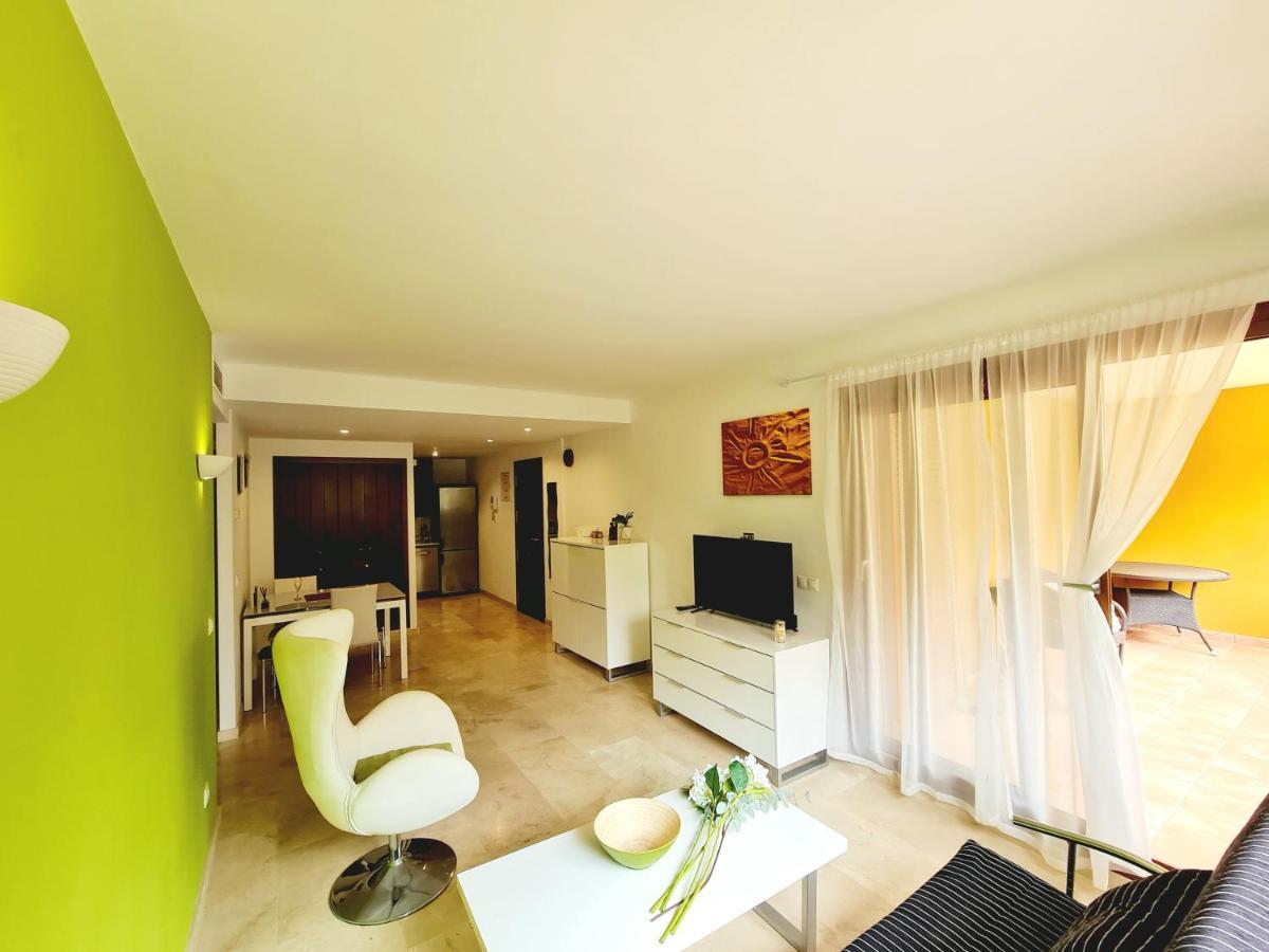 Punta Prima Modern, 100 M Sea, 2 Swimming-pools, Aircondition, Free Wi-fi Apartment Alicante