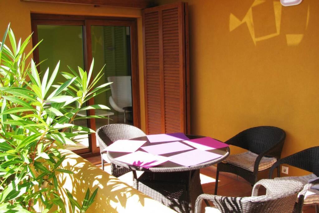 Apartment Punta Prima Modern, 100 M Sea, 2 Swimming-pools, Aircondition, Free Wi-fi *
