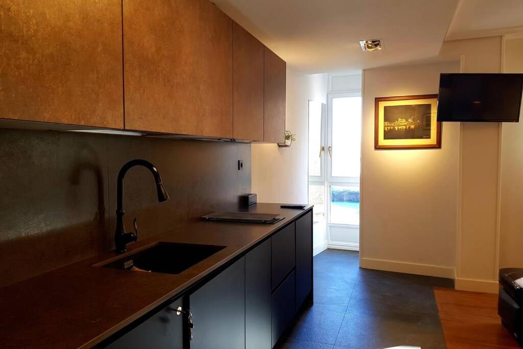 Apartamento Coqueto Apartamento Con Vistas Al Mar Y Puerto De Castro Urdiales