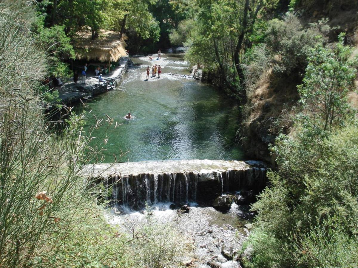 Encinar De Aguas Blancas Country house Dudar