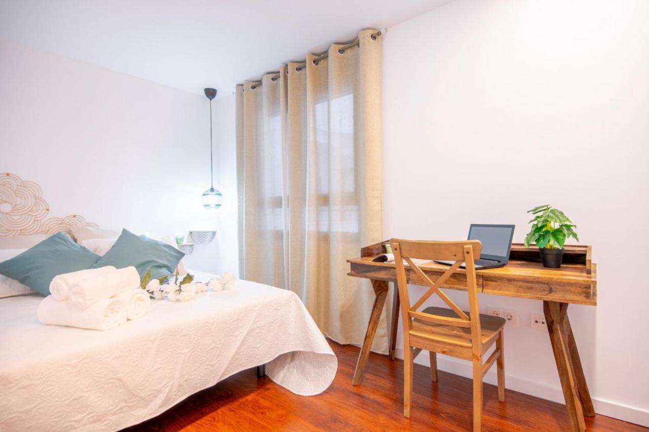 Expoholidays-apartamentos Centro Parking Gratis * Almeria