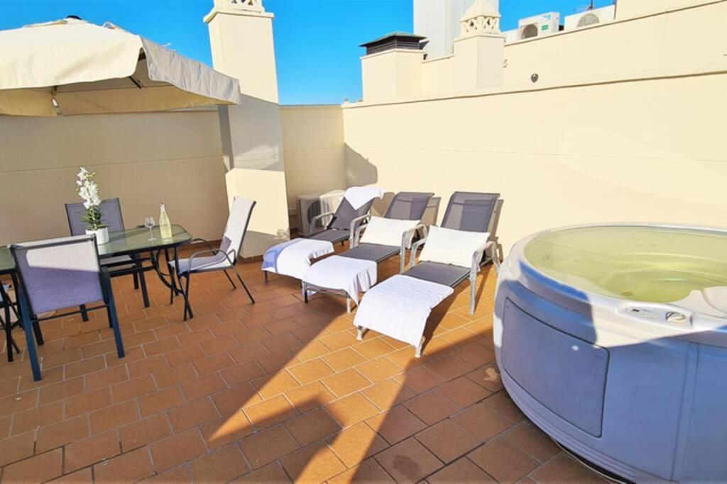 Apartment Luxury Penthouse With Ocean Views &private Jacuzzi