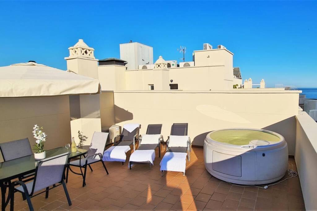 Apartment Luxury Penthouse With Ocean Views &private Jacuzzi Estepona