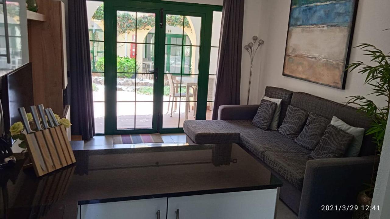 Inviting 1-bed On Castillo Mar Apartment *