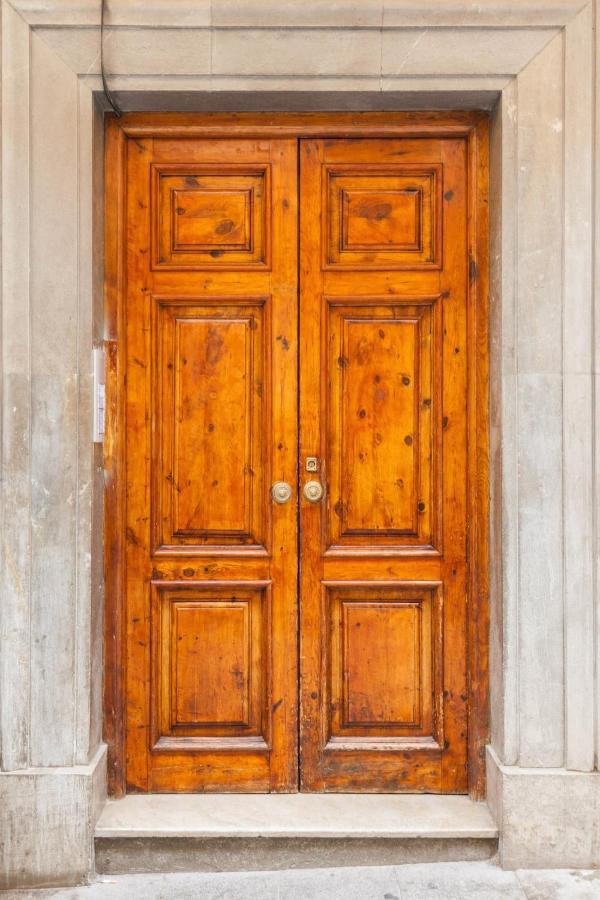 Apartamento Apartasuite Deluxe Centro Histórico ático Tranquilo Con Terrazas A Pie De Calle Granada
