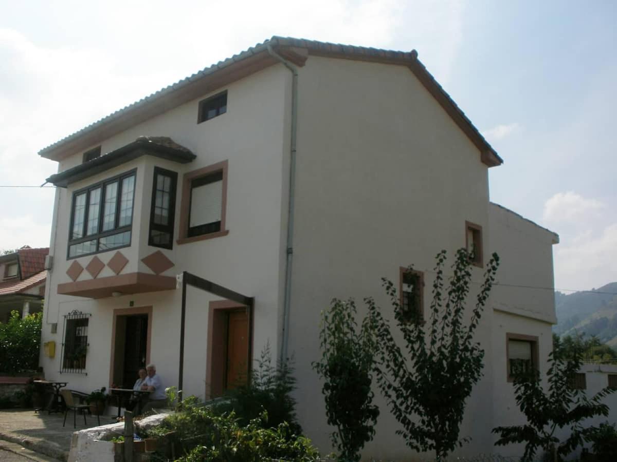 Casa De Chelo Y Eladio