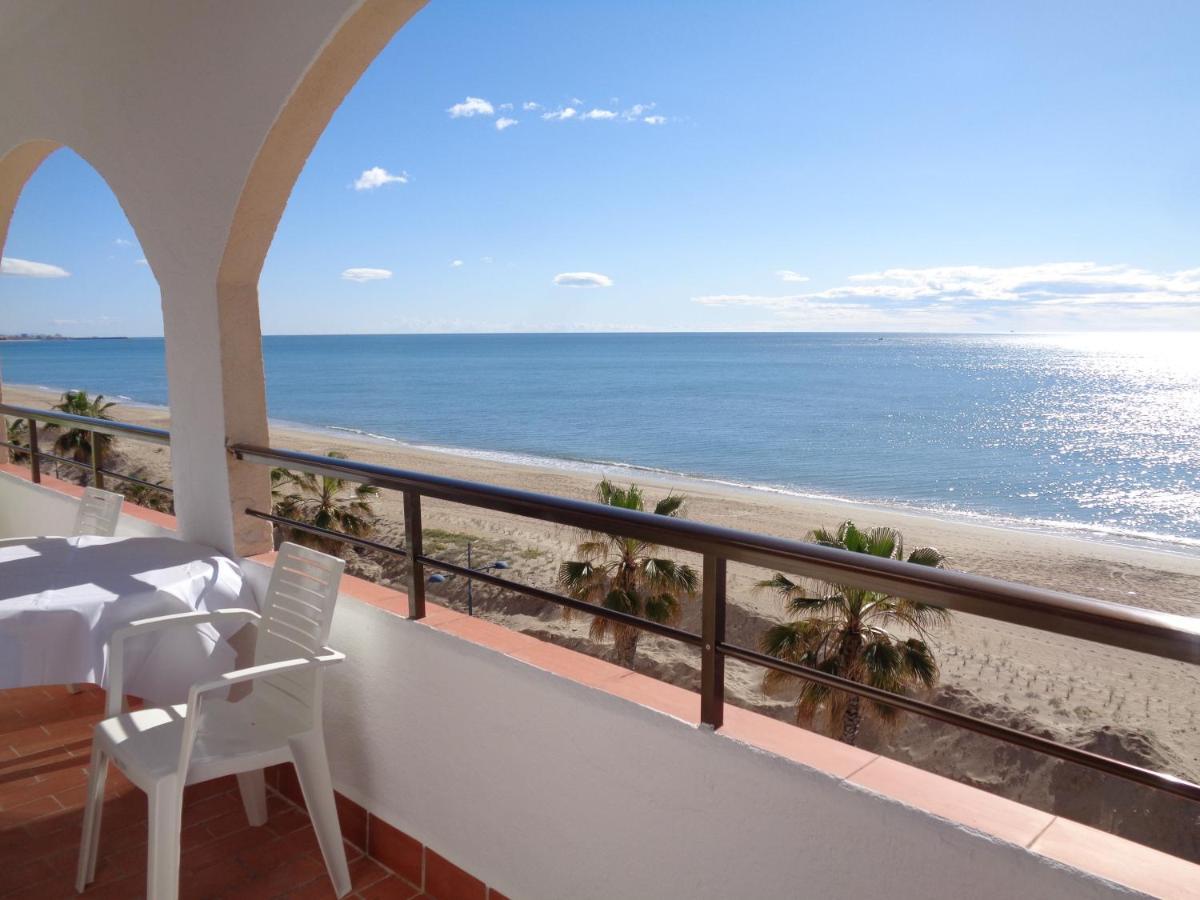 Apartamento En Primera Línea De Playa, Ada Benedicto Xiii,