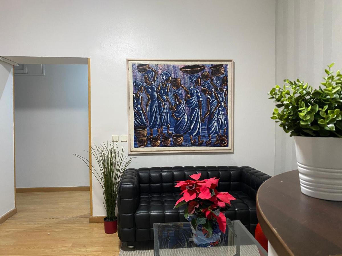 Perfect In The Center Of Madrid. Calle Fuencarral!! Guest house Madrid