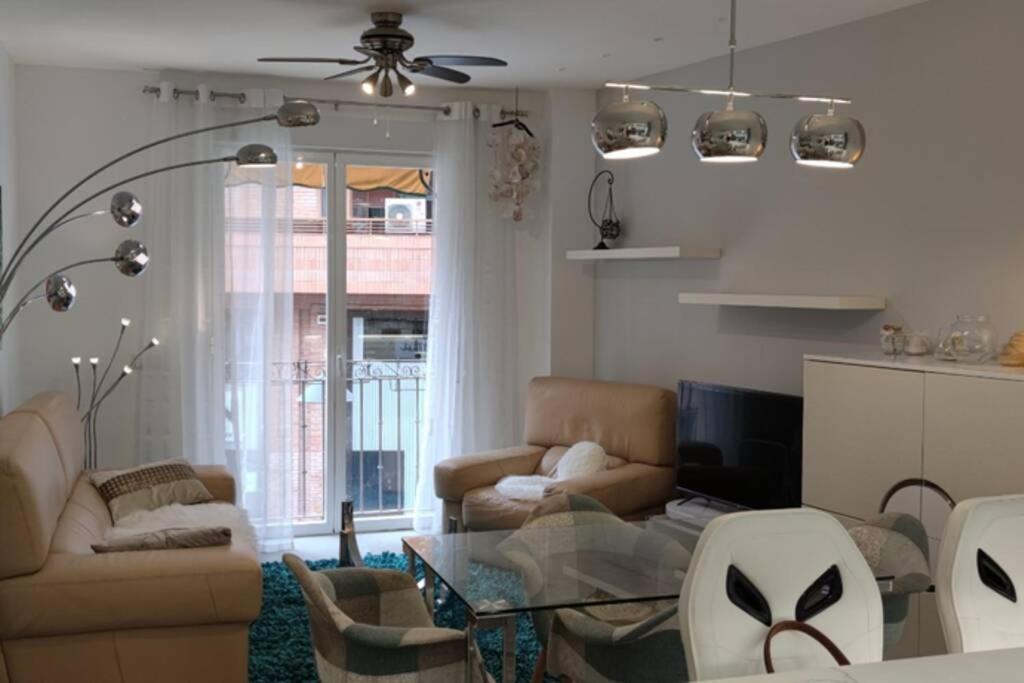 Tus Vacaciones En El Corazón De Alicante! Apartamento *