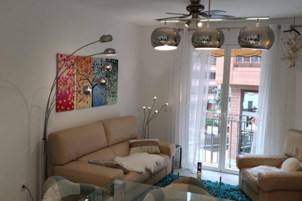 Tus Vacaciones En El Corazón De Alicante! Apartamento *