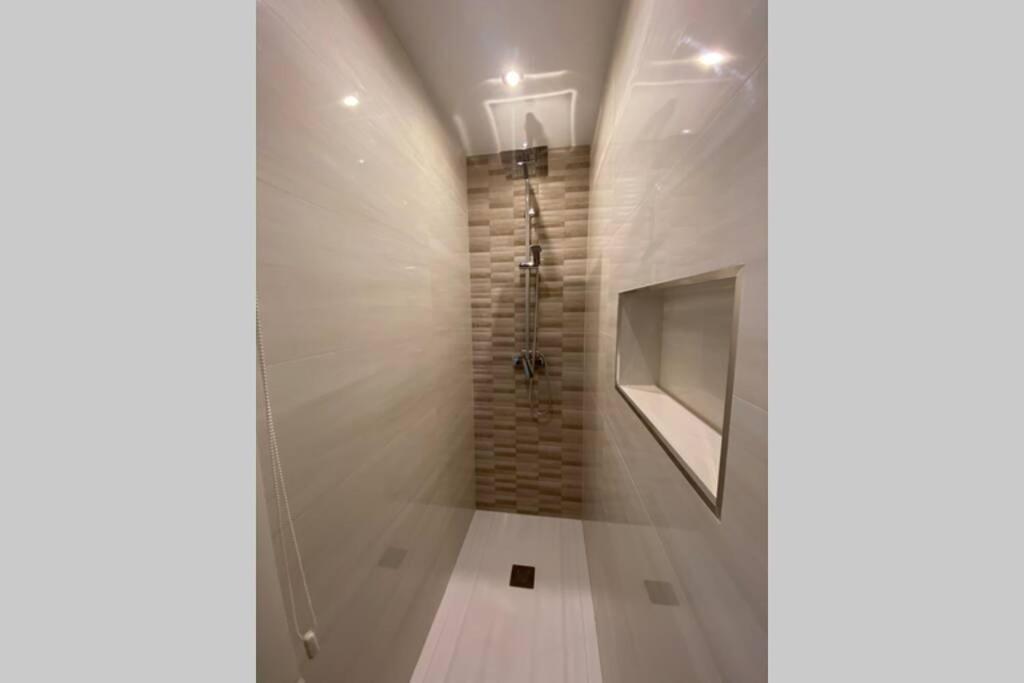 Modern With Private Pool/ 400m To The Villa *