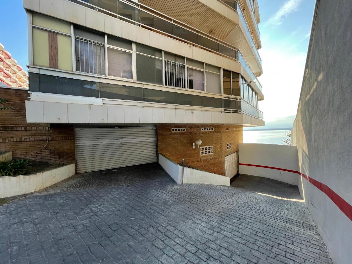 For A Bahia Mar