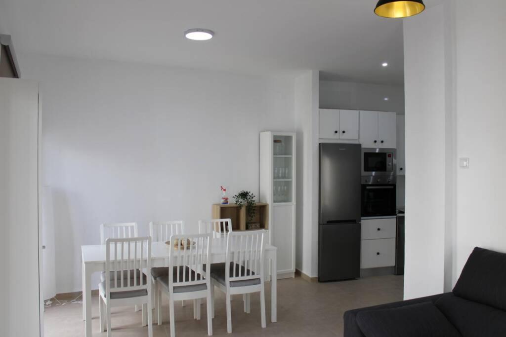 Centro Lorenzo Borrego Apartment *