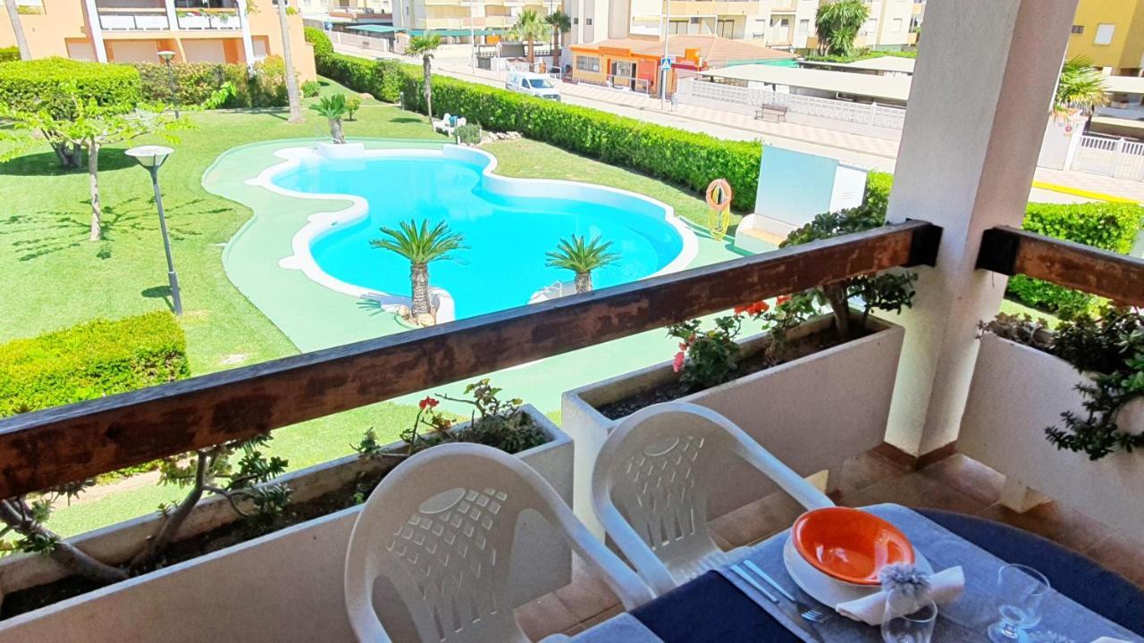 Juncos Y Lirios, Apartment
