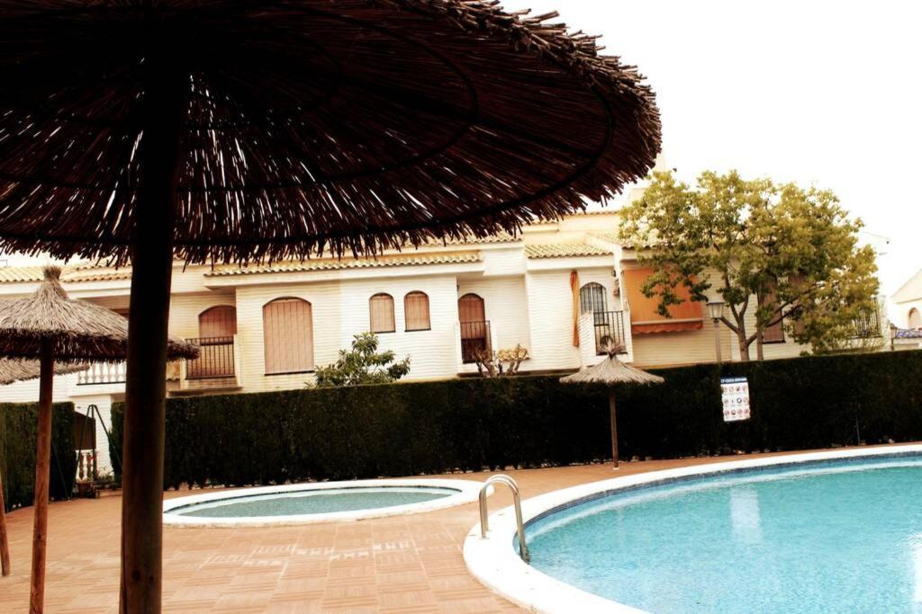 Townhouse With Bbq And Pools - Costa Hispania