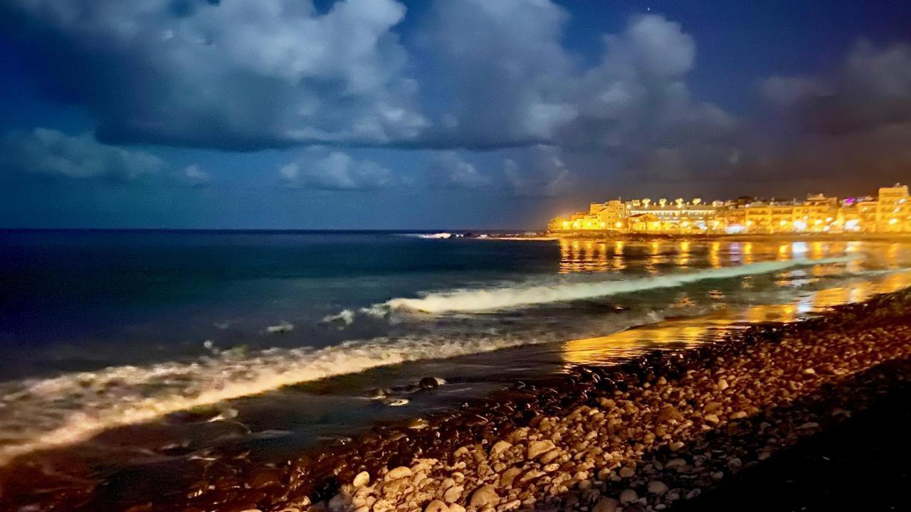 Gerardo Miraflor * Playa Calera