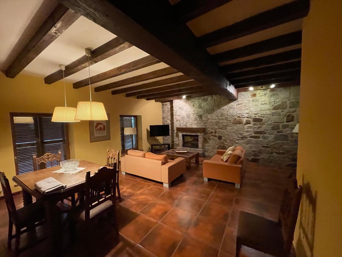 La Borda Del Tío Nicolás Chalet Aribe