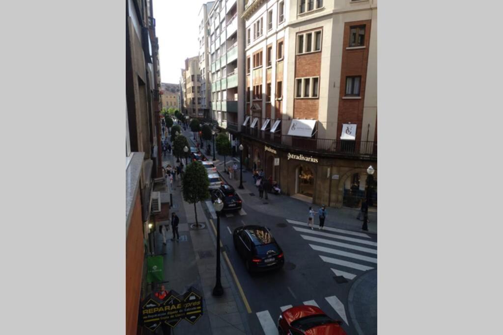 Piso Céntrico Con Terraza. Gijón