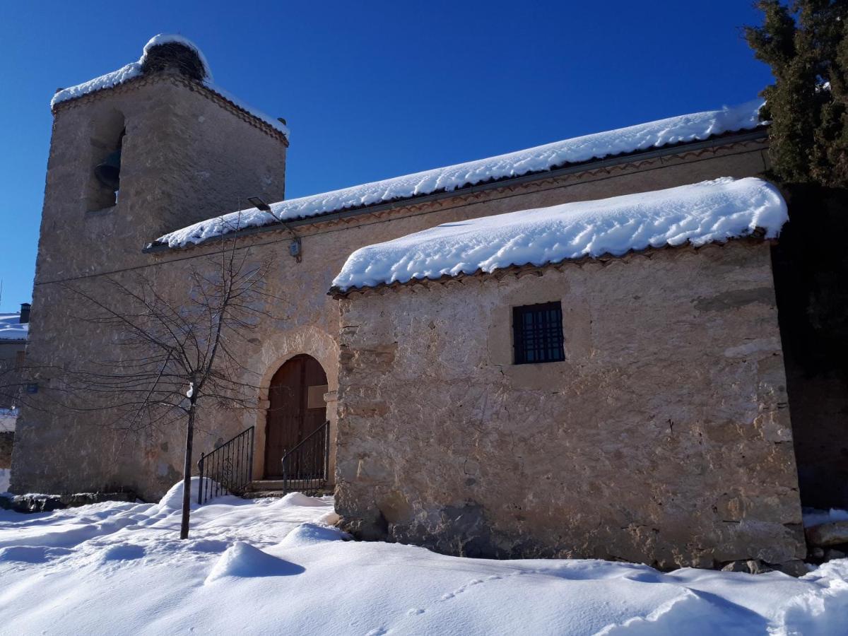La Casona De A 6km De Pedraza Con Piscina Holiday home Requijada